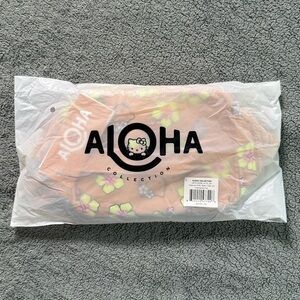 Aloha Collection x Hello Kitty Cabin Crew Kit